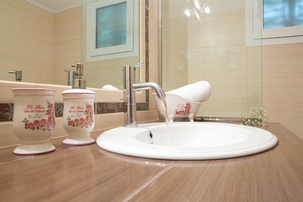 Amalia Apartments Exanthia 部屋 写真