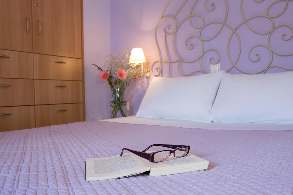 Amalia Apartments Exanthia エクステリア 写真