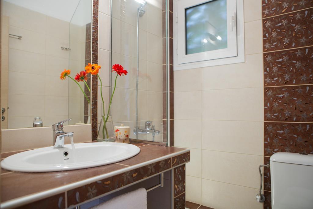 Amalia Apartments Exanthia エクステリア 写真